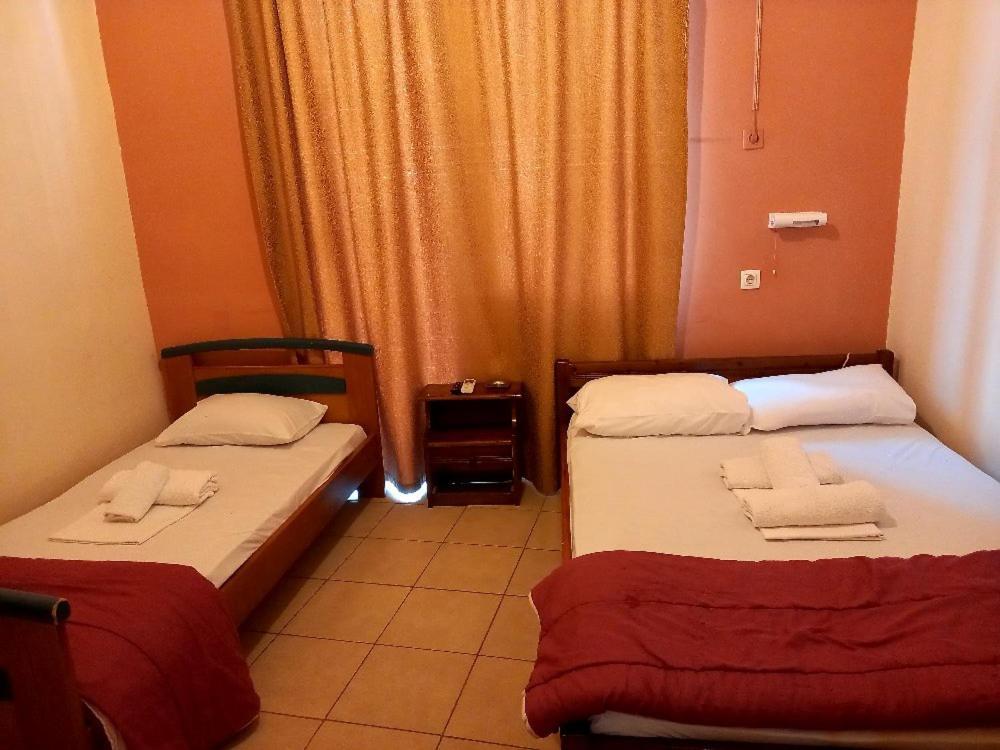 Hotel Korydallos Pireus Exteriör bild