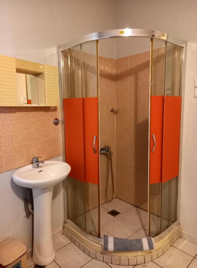 Hotel Korydallos Pireus Exteriör bild