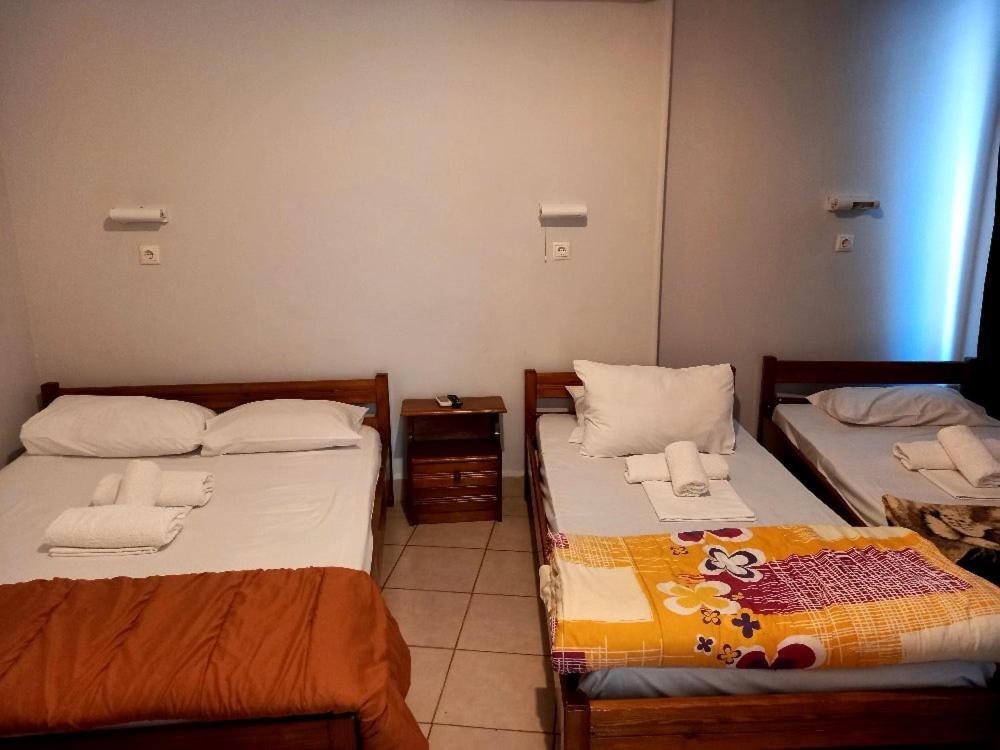 Hotel Korydallos Pireus Exteriör bild